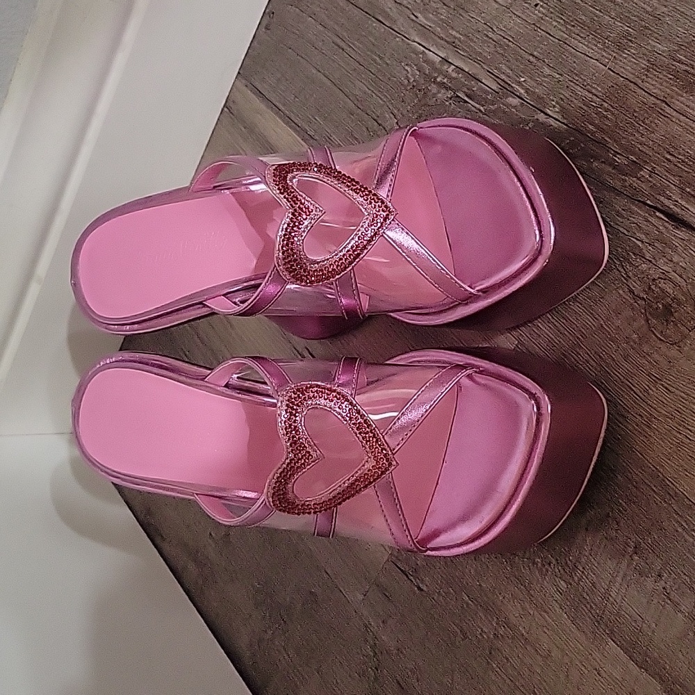 Walking The Line Platform Wedge